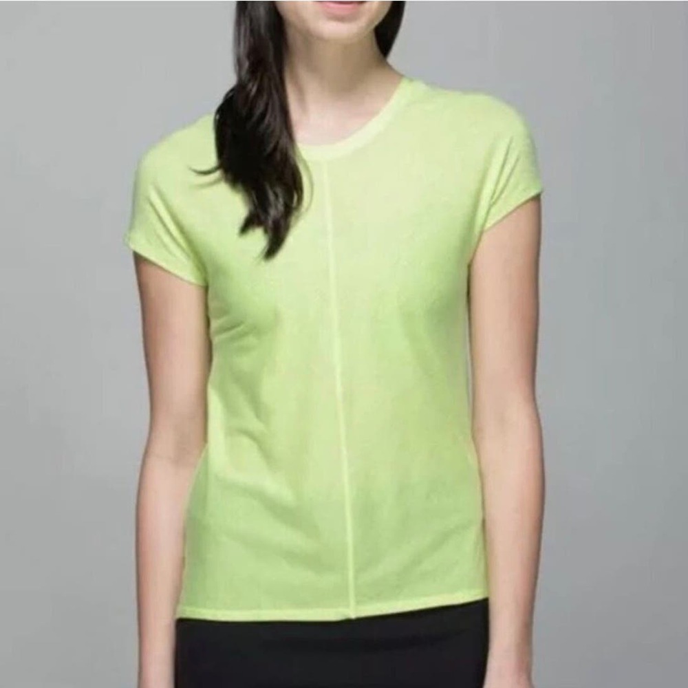 Lululemon Women Size 6 Neon Yellow Color Retreat Tee